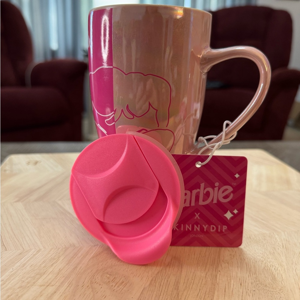 Barbie Glamorous Pink and Gold Accent Mug - Picture 10 of 10